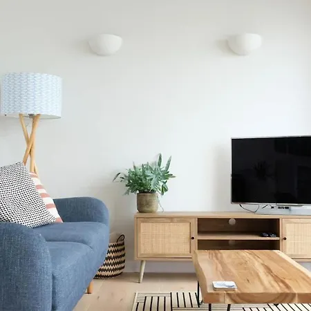 Spectacular Waterfront Views With Parking At 'mariners Mirror' Falmouth